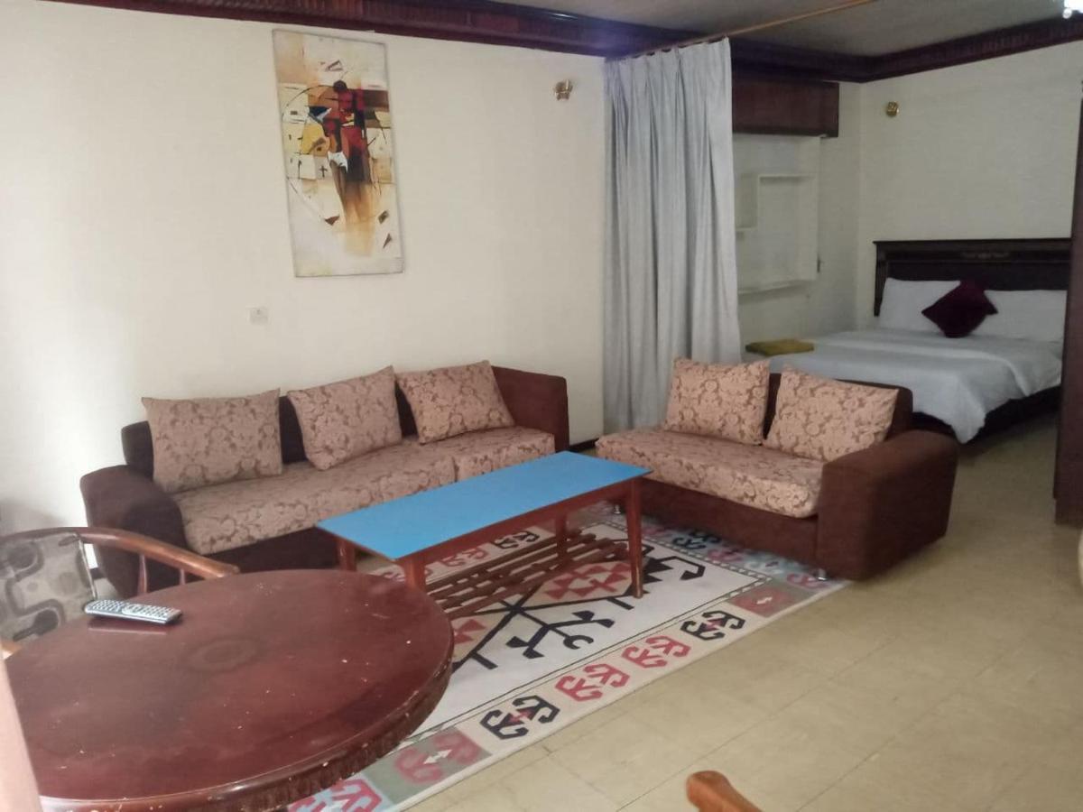 אדיס אבבה Lucy Guest House מראה חיצוני תמונה