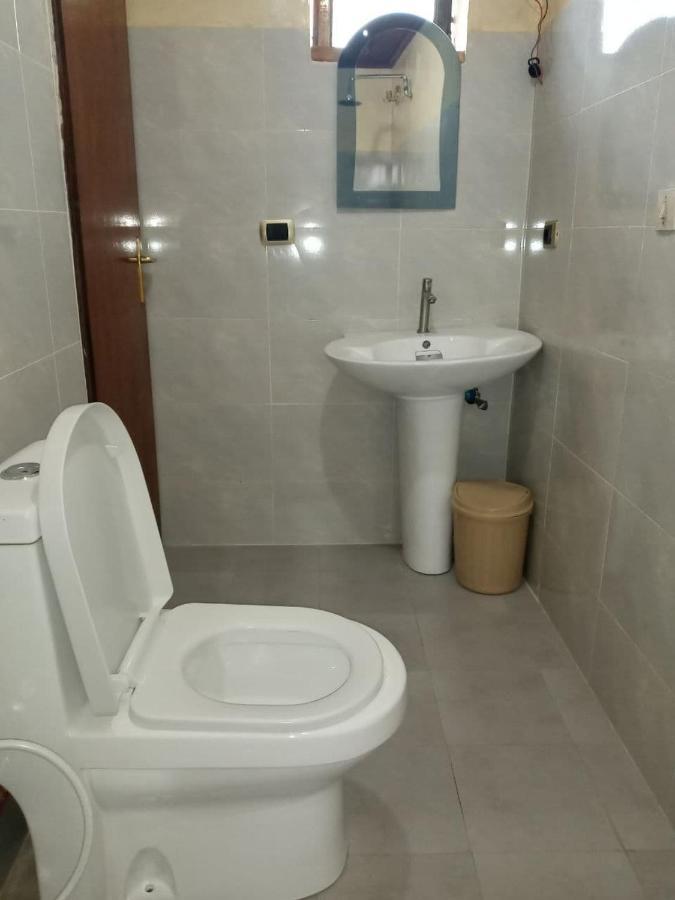 אדיס אבבה Lucy Guest House מראה חיצוני תמונה